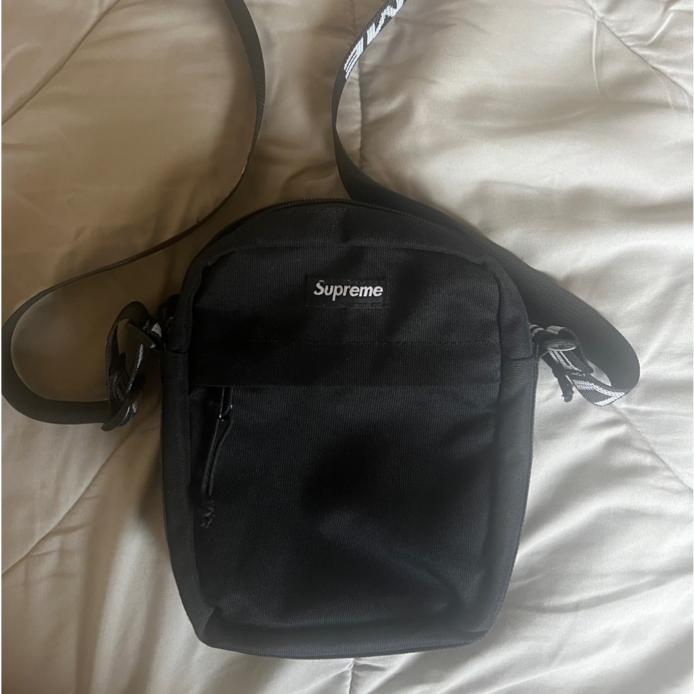 supreme shoulder bag ss18